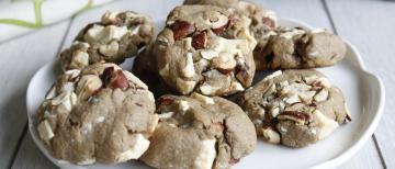 Cookies à la farine de chataigne pépites de chocolat blanc noisettes