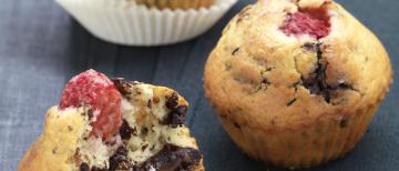  Muffins framboises coco aux pépites de chocolat