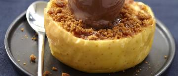 Pommes au four spéculoos et glace chocolat caramel