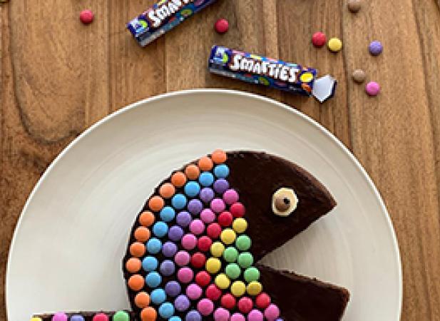 Gâteau poisson et décoration Smarties